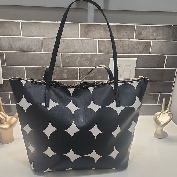 Kate Spade Black and White Graphic Tote - Picture 3 of 9